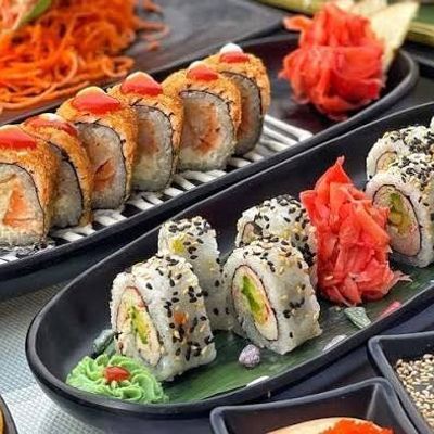 Selection of 80 raw pieces