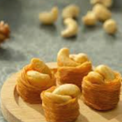 Bird's Nest with Cashews