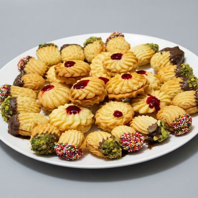 Mixed extra petit fours