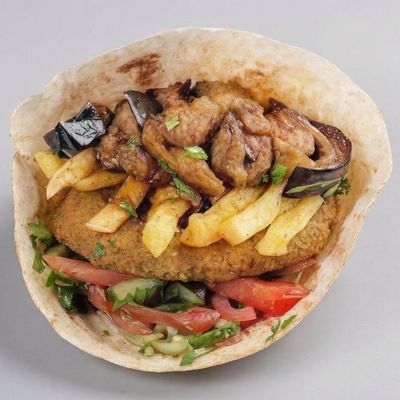 Mix Falfol Saroukh Sandwich