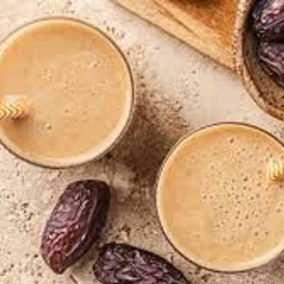 Dates with Milk
