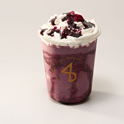 Blueberry frappe