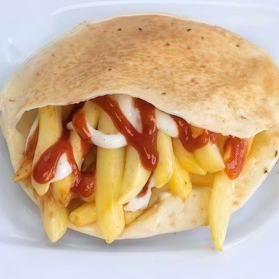 Potato fingers ketchup