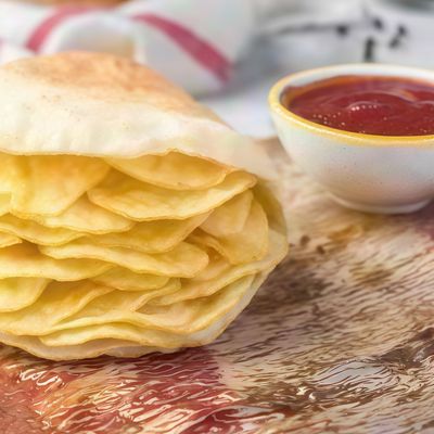 chips potato ketchup