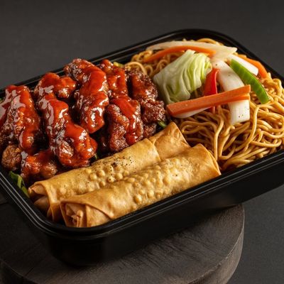 Sweet and sour chicken combo