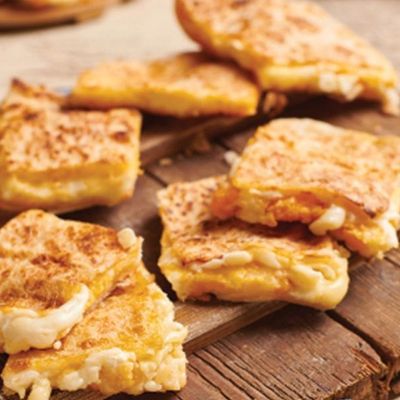 Apple And Cinnamon Feteer