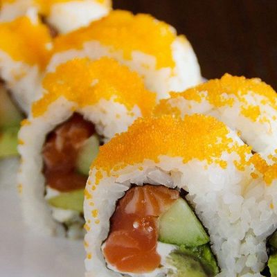Salmon Tempura Hosomaki