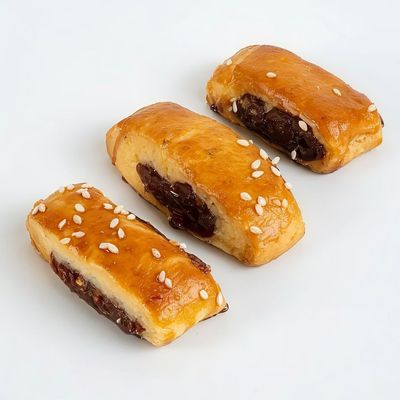Plain date maamoul minion