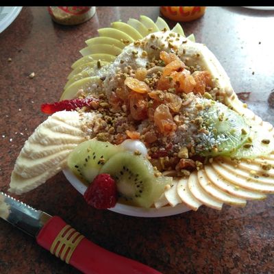 شباب أرز باللبن