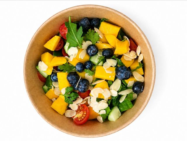 Mango Crunchy Salad