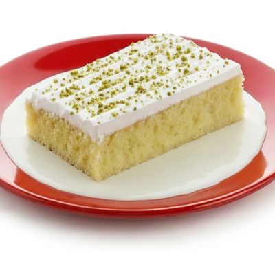 Pistachio milk cake