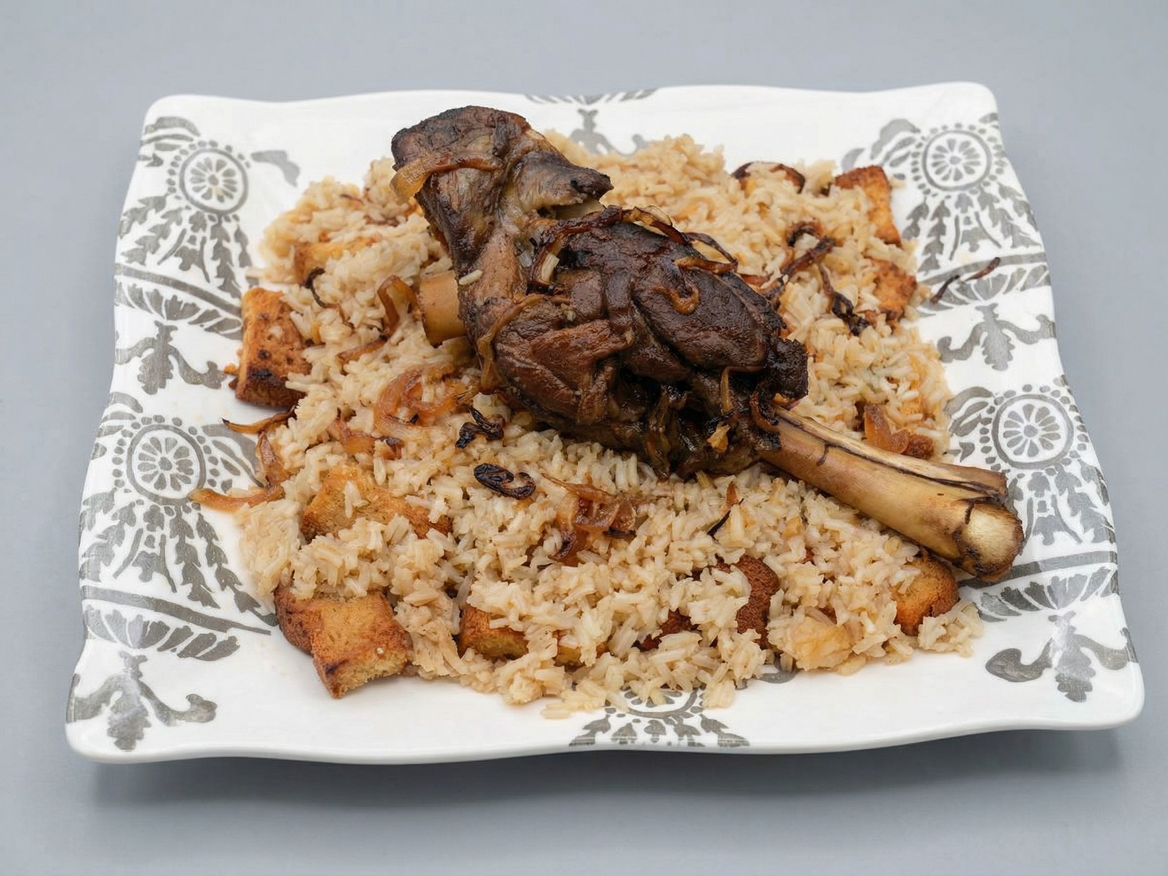 Lamb Shank Fatteh