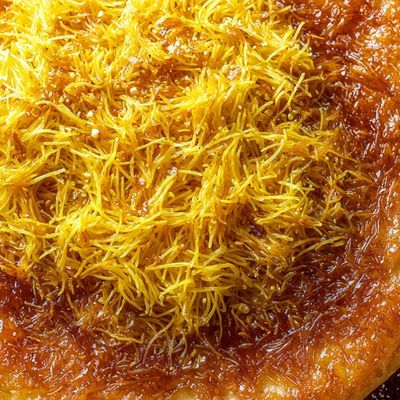 مناقيش كُنافة لبنانية