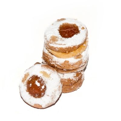Cinnamon Sablé with Apricot Jam and Powdered Sugar