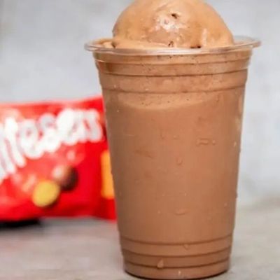 Maltesers with ice