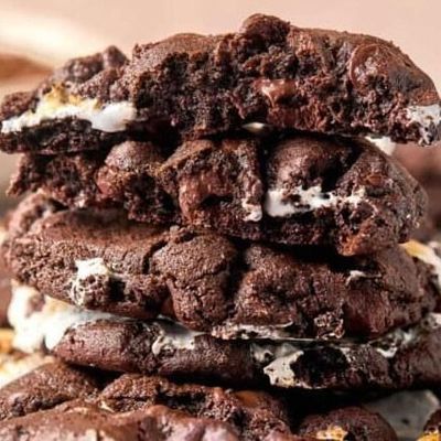 Dark Lava Cookies