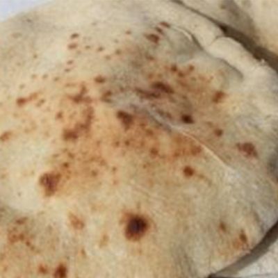 عيش بلدي طازج