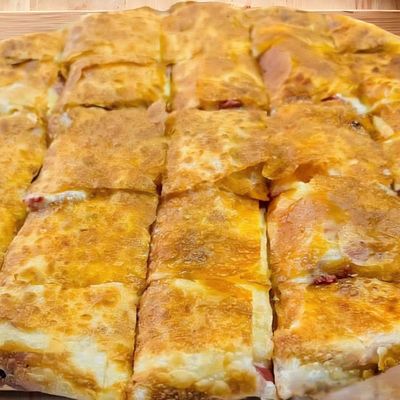 KIRI PASTRAMI CHICKEN PIE