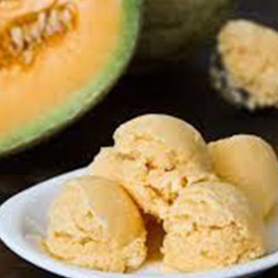 مانجو (زبادي - عسل - مكسرات)
