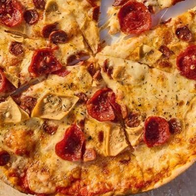 Shoshet Pizza