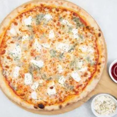 Four Cheese pizza