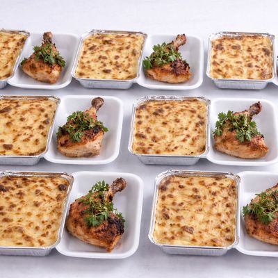 Béchamel pasta meal with a quarter chicken, serves 7 people