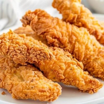 Extra Spicy Seasoned and Crispy Chicken Strips, Ready to Cook, 1 KG