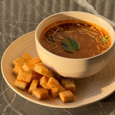 شوربة طماطم مدخنة