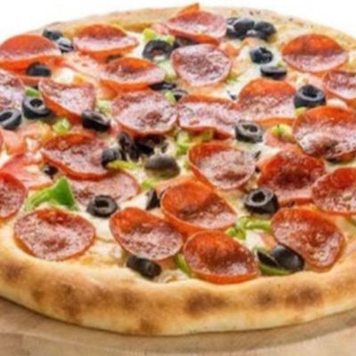 Small pepperoni pizza
