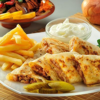 ساندويتش شاورما دجاج عربي
