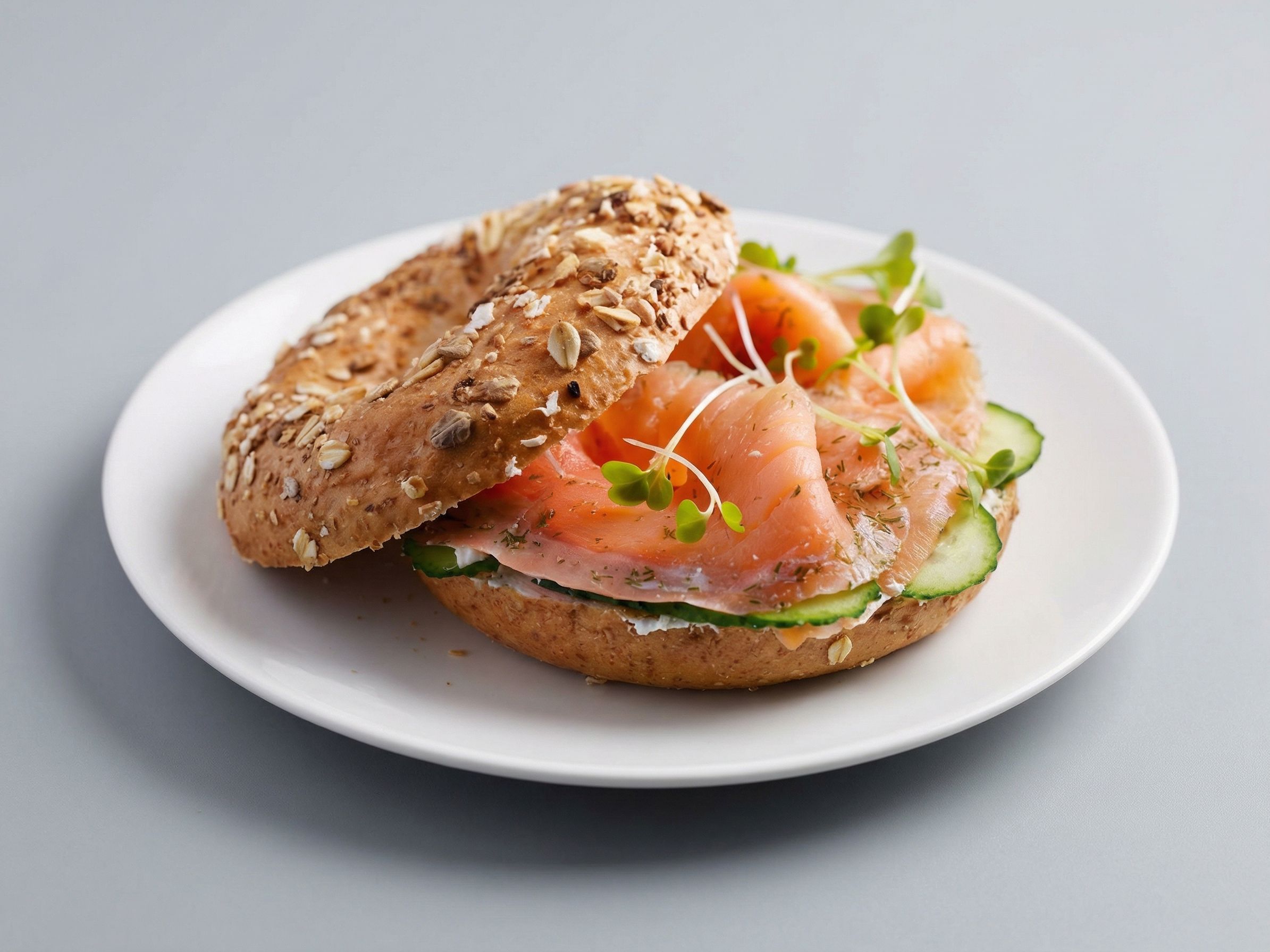 Smoked salmon Bagel