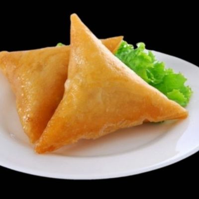 4 Pieces Samosak Meat Or Cheese