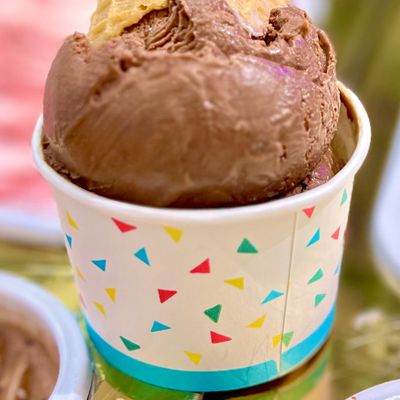 Galaxy Chocolate Ice Cream 250g