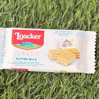 Loker Biscuits With Milk Cream 30g