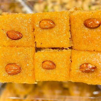 Almond Basbousa Harissa (250g)