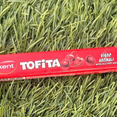 Tofita Cherry Flavored Toffee 47g