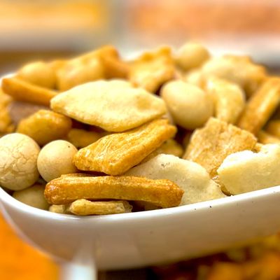 Salted Chinese Crackers 125g