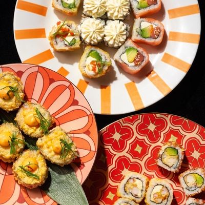 18-piece roll box