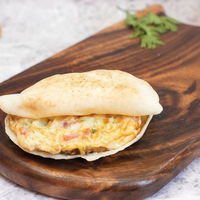 Mozzarella Eggs Sandwich