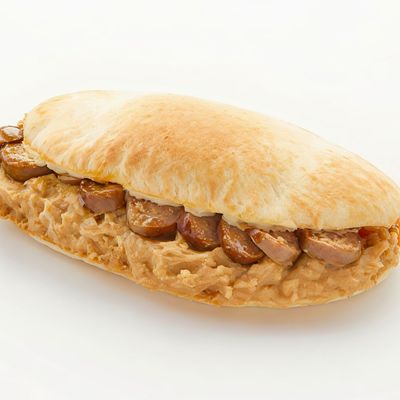 ساندويتش سجق وفول
