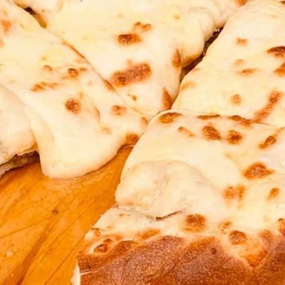 Toshka Mozzarella Sausage