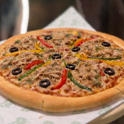 Tuna Pizza