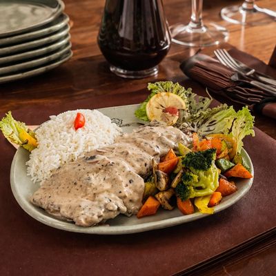 Beef Piccata with Mushroom Sauce