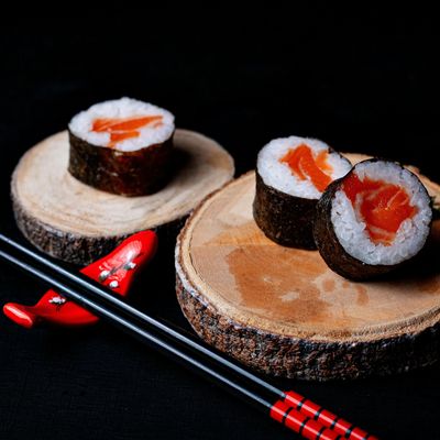 Spicy Salmon Roll