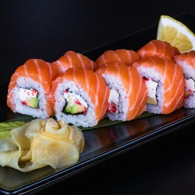 Crab & Salmon Roll