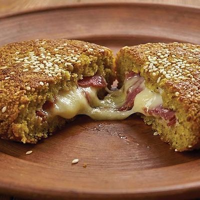 Kiri Pastrami Taamia Dish (1 Patty)