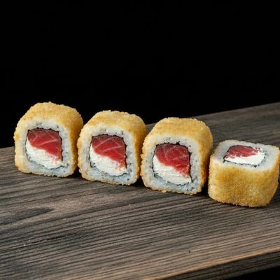 Crispy Tempura Salmon Roll