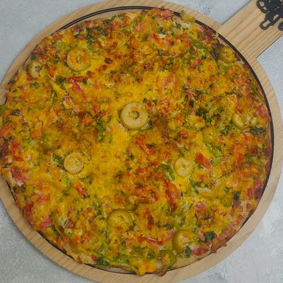 Oriental pizza with kiri