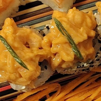 Spicy Salmon Uramaki