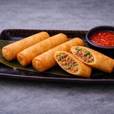 Meat Spring Roll ( 4 Pieces)